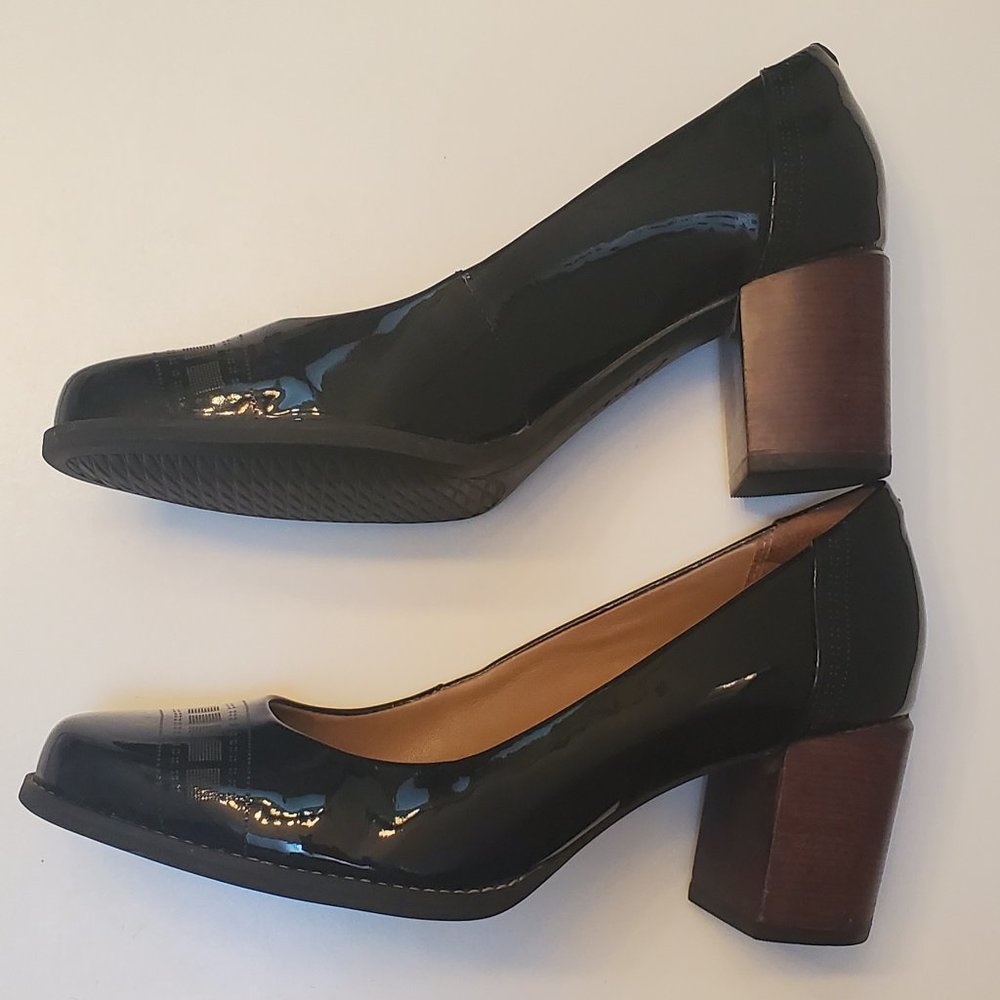 Clarks Artisan Tarah Sofia Black Pump - image 4